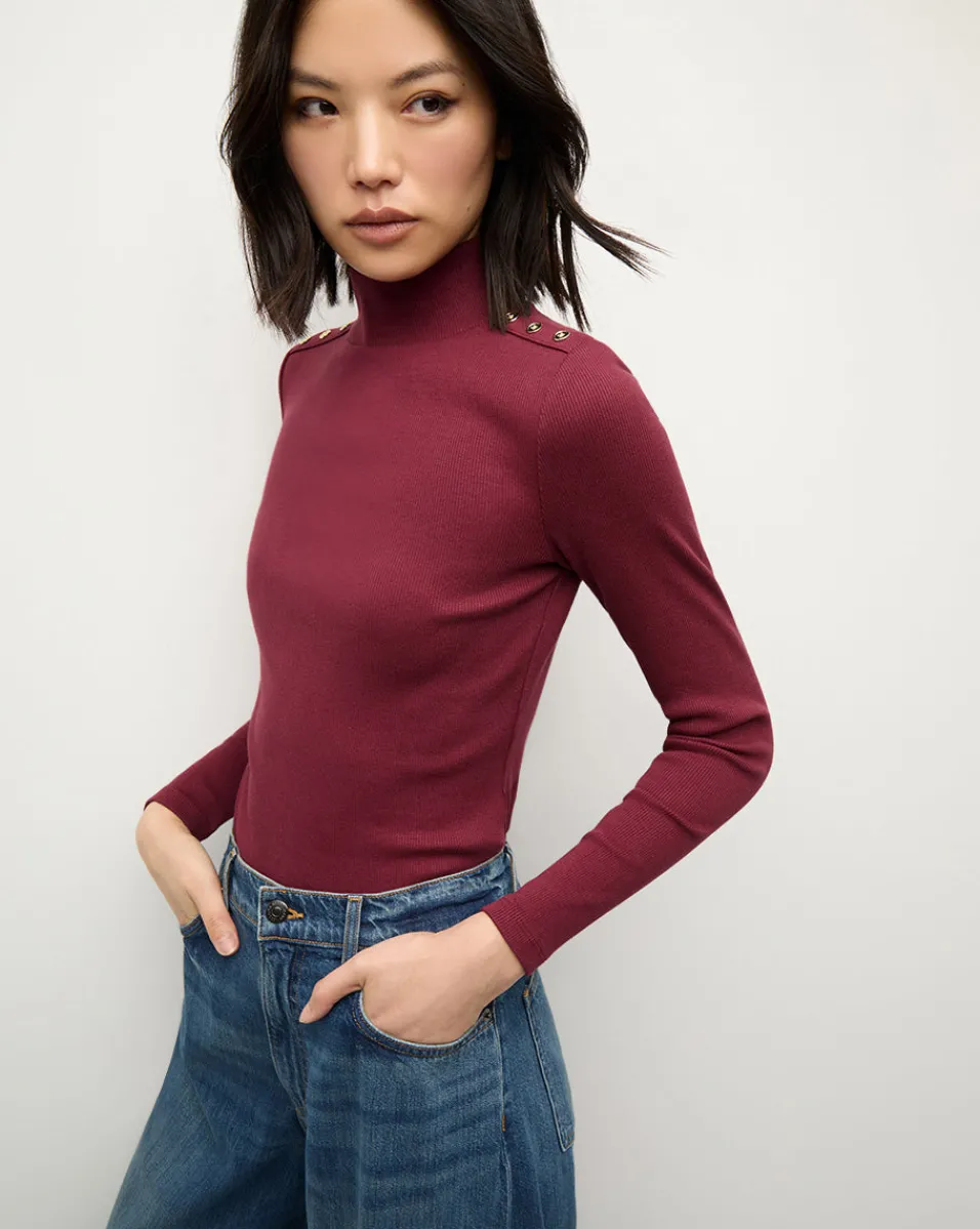 Store Veronica Beard Nate Top With Buttons in Wine