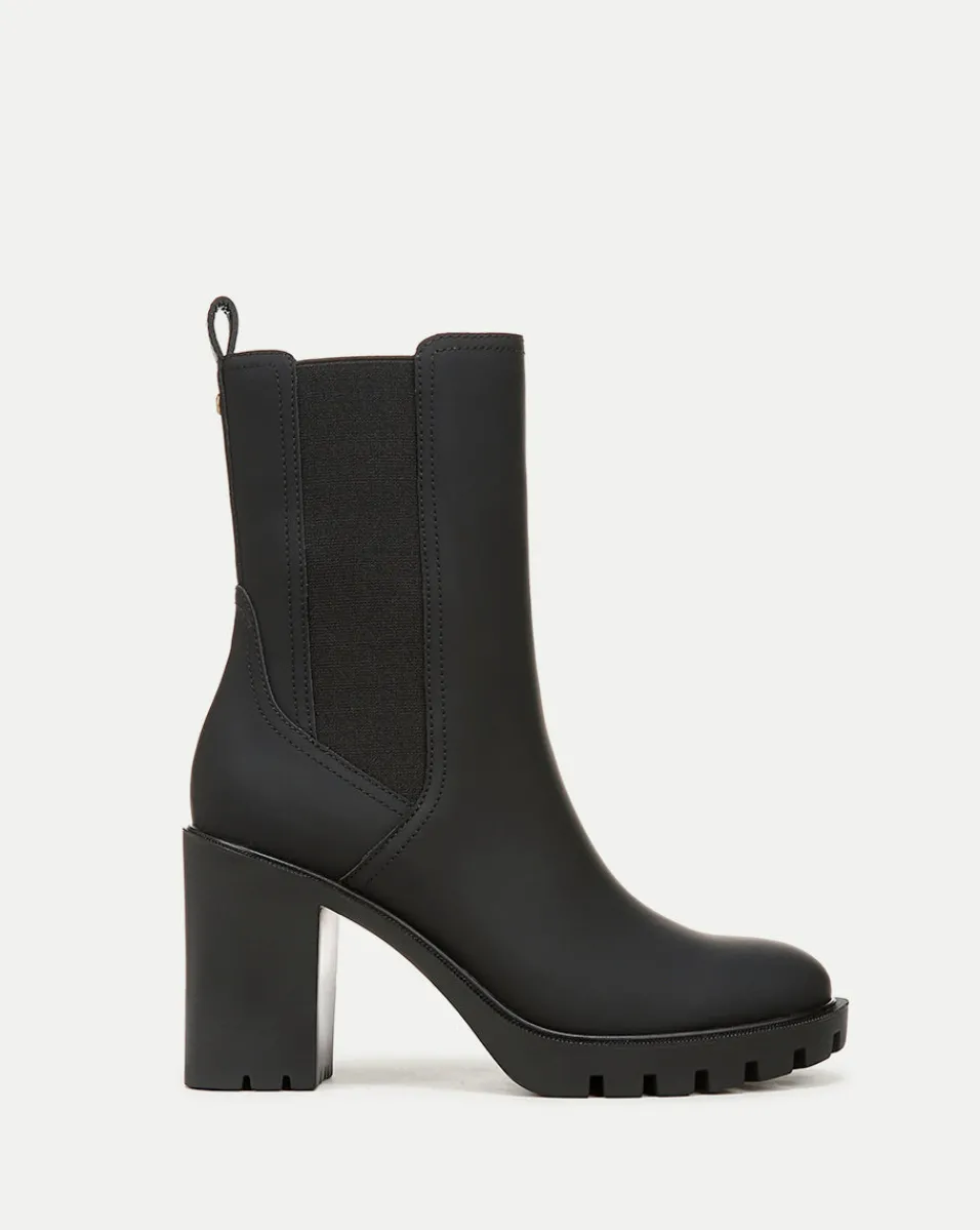 Flash Sale Veronica Beard Riley Chelsea Bootie in Black